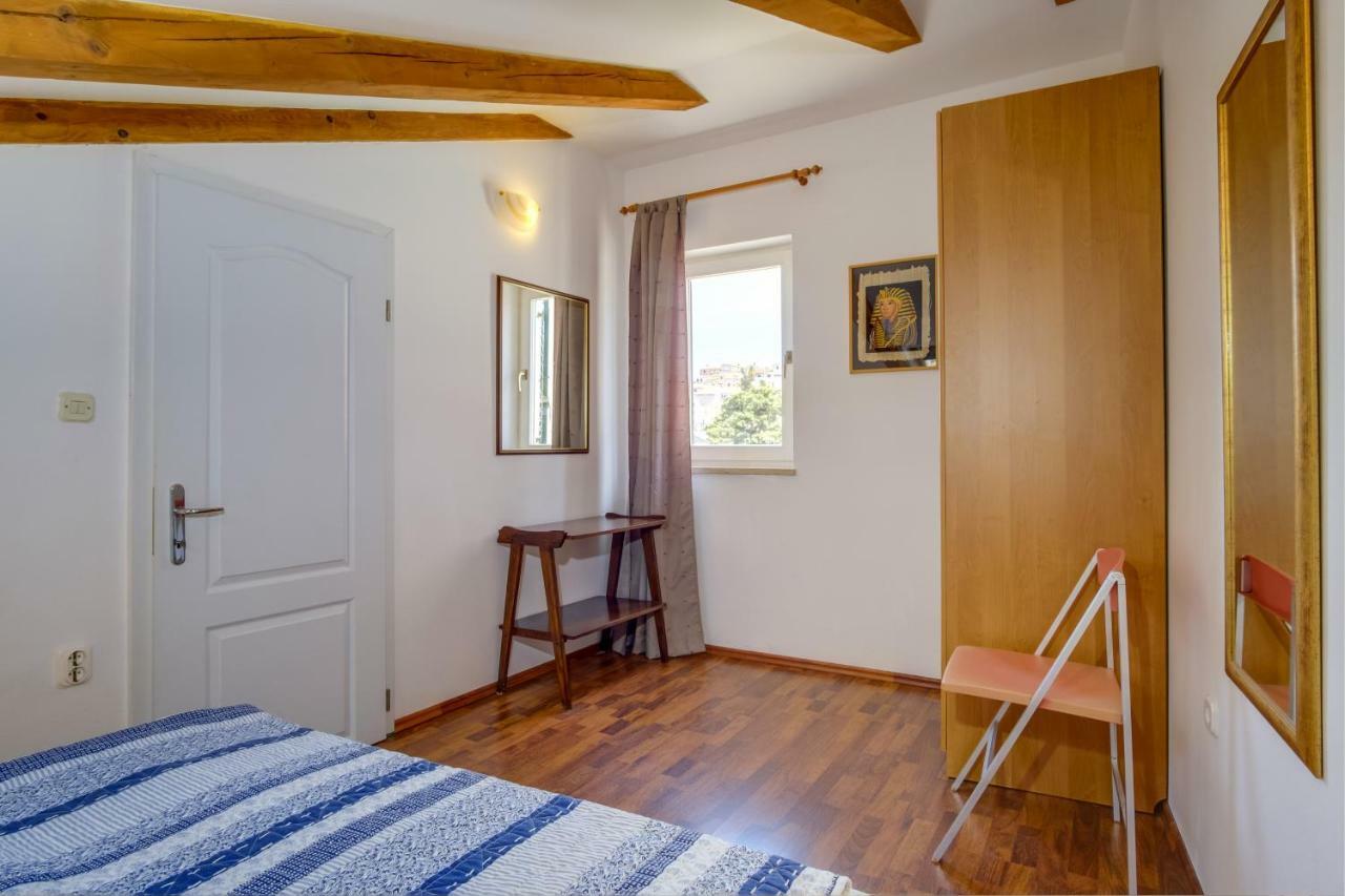 Apartman Natasa Mali Lošinj Buitenkant foto